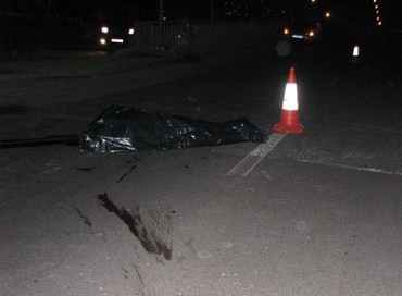 Пешеход после встречи с внедорожником не выжил. Фото с сайта www.bagnet.org