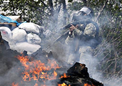 Правоохранители проводят операцию в Славянске. Фото Рейтер