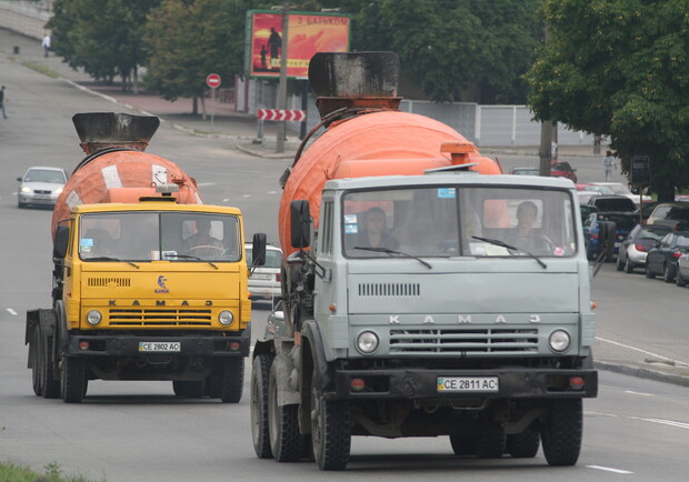 Летом возобновят запрет для грузовых авто.
Фото Максима Люкова