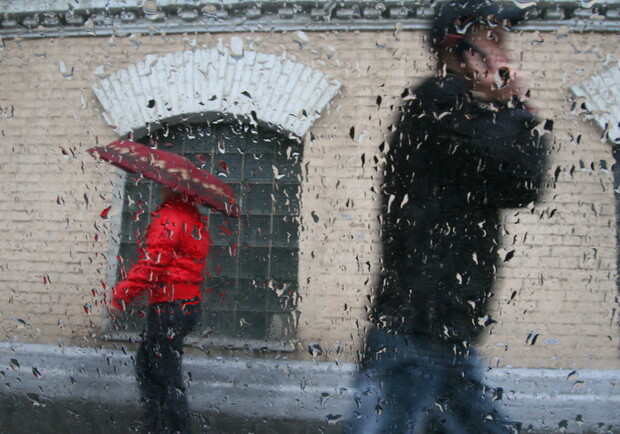 На протяжении всего дня в Киее обещают дожди с грозами.
Фото Максима Люкова