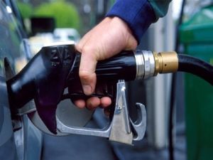 Выходные не повлияли на цены на бензин в Одессе. Фото-obozrevatel.com