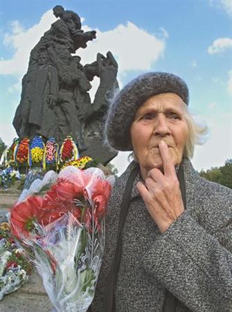 в Киеве почтят память жертв Бабьего Яра.
Фото "КП в Украине"