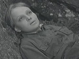 Солдатка из фильма "А зори здесь тихие" мечтала стать актрисой с детства. Кадр из фильма. 