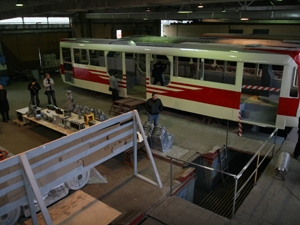 Первый отечественный трамвай проедется по Киеву 25 декабря. Фото Антона ЛУЩИКА.