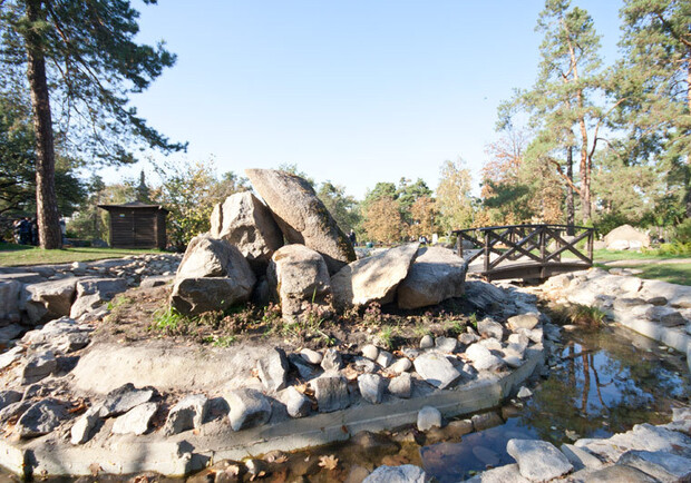 В парке Киото вы сможете полюбоваться садом камней. Фото с сайта mykiev.info