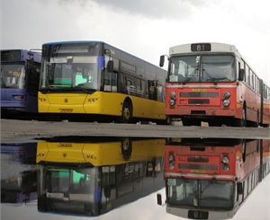16 автобусов уже ждут своих турникетов. Фото Максима Люкова