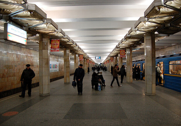 Станцию "Оболонь" открыли под названием "Проспект Корнейчука". Фото: Amy/"Википедия"