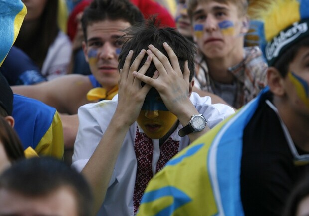 Новость - События - Фан-зона во время матча Украина – Франция: эмоции, которые невозможно скрыть. Фоторепортаж
