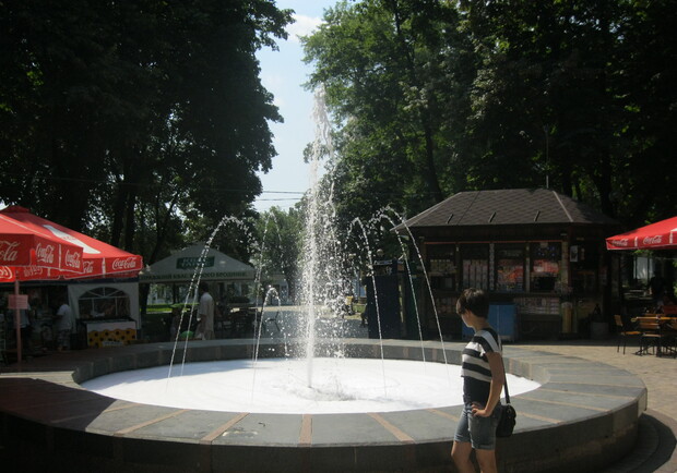 Новость - События - Фотофакт: в парке Шевченко появился пенный фонтан