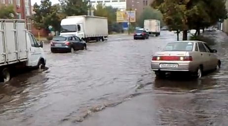 Новость - События - В Киеве потоп: под водой оказалась Куреневка