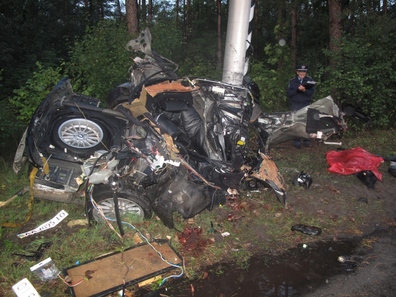 Новость - События - ДТП под Киевом: погибли все пять пассажиров разорванной на части БМВ