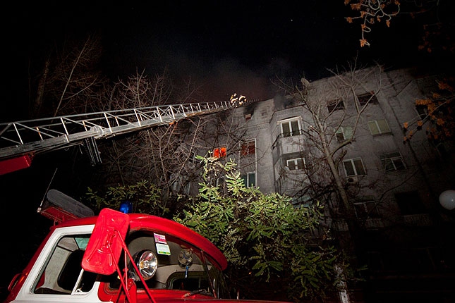 В центре Киева горел дом. Фото с сайта kievcity.gov.ua