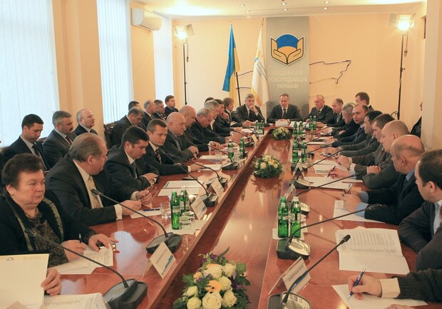 Украинские промышленники примут участие в переговорах по газовому вопросу. Фото 
