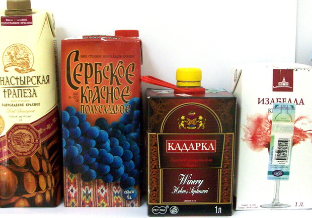 Налоговики выявили нелегальное вино. Фото: kachestvo.ru