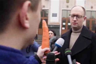 Яценюк пригрозил Дурневу "морковной расправой". Фото: blogs.pravda.com.ua