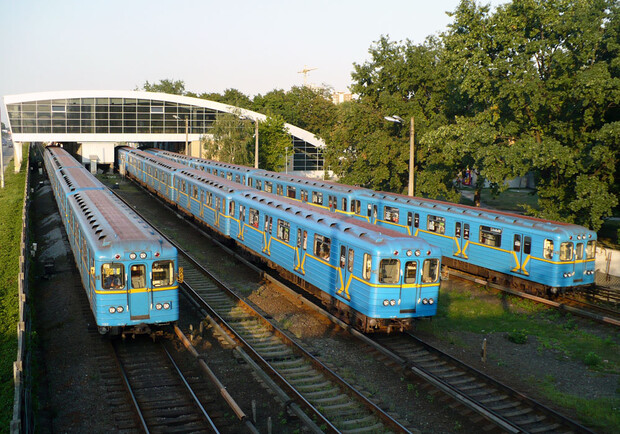 Новость - Транспорт и инфраструктура - Вагоны киевского метро могут попасть в Книгу рекордов Гиннеса