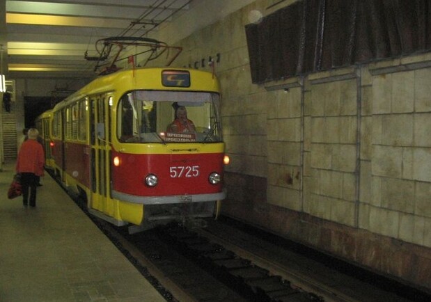 Вся проблема в рельсах, а не в трамваях.
Фото: venividi.ru