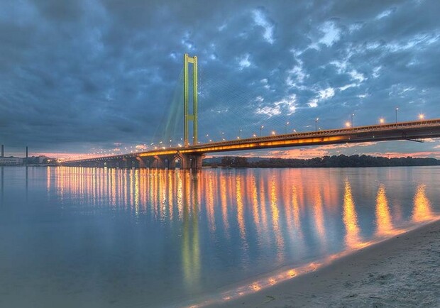 Южный мост снова открыт. Фото: cultkiev.com