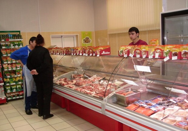 На мясо в жару лучше не налягать.
Фото с сайта halalnur.ru