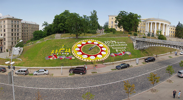 Так цветочные часы выглядят сейчас. Фото: day.kiev.ua