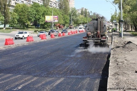 ремонт дорог по всему городу вызовет транспортный коллапс
Фото: kiyany.obozrevatel.com 