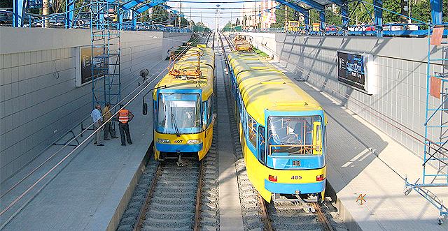 Вчера скоростной трамвай сошел с рельсов. Фото: news24ua.com
