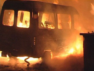 В Киеве горели автомобили. Фото с сайта magnolia-tv.com