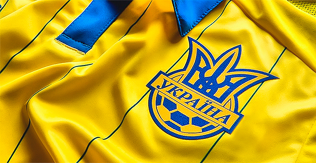 В Киеве показали новую форму сборной Украины. Фото пресс-службы ФФУ.