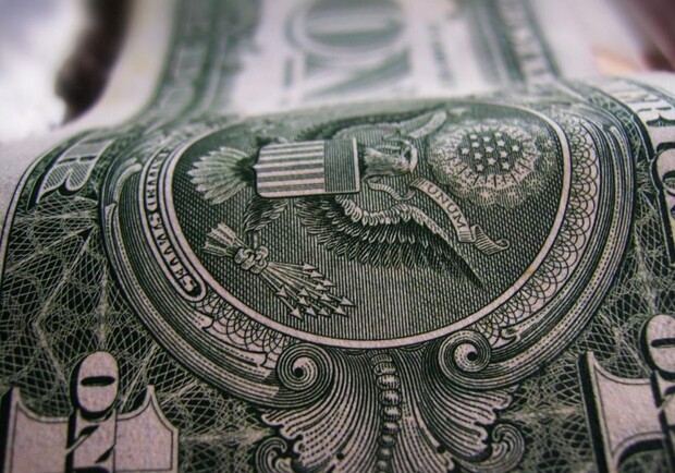 Доллар опять прыгнул в верх. Фото с сайта exacttarget.com