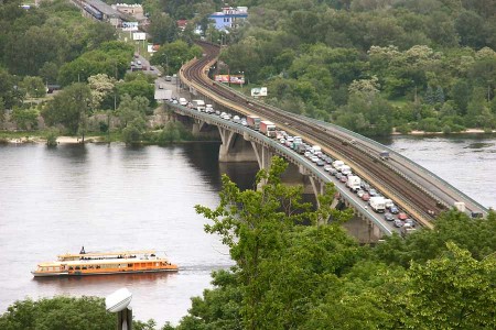 Мост метро частично перекроют. Фото с сайта otdihinfo.livejournal.com