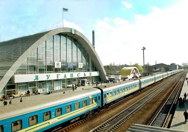 Из Киева в Луганск дополнительный поезд будет ходить до 23 июня.Фото с сайта xxivek.net