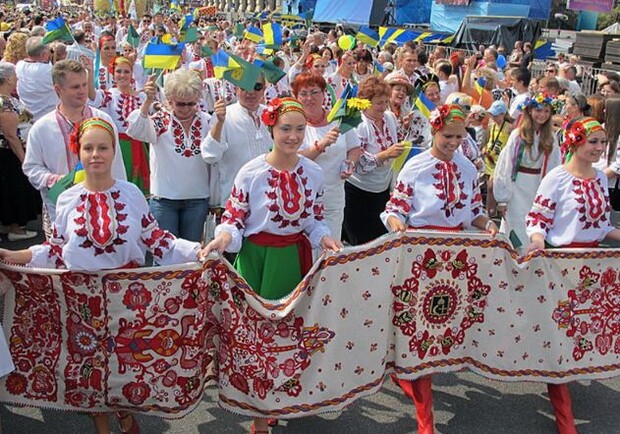 В Киеве в 5-й раз пройдет парад вышиванок. Фото с сайта epochtimes.com.ua