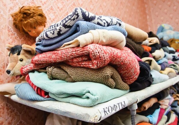 Новость - События - Где в Киеве можно сдать одежду для переселенцев из зоны АТО