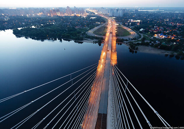 Южный мост перекроют на выходные. Фото с сайта bigpicture.ru