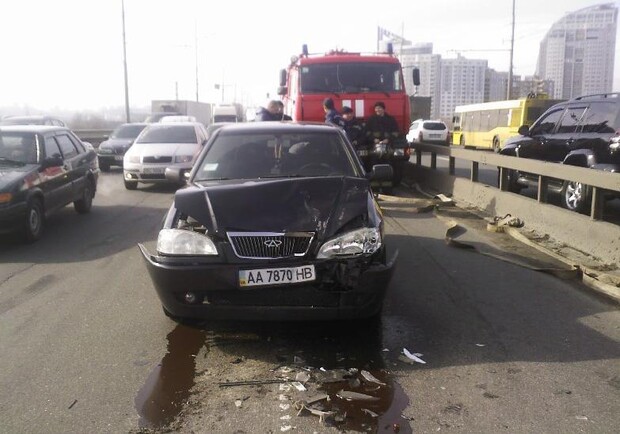 Новость - События - На Московском мосту в ДТП попали четыре автомобиля