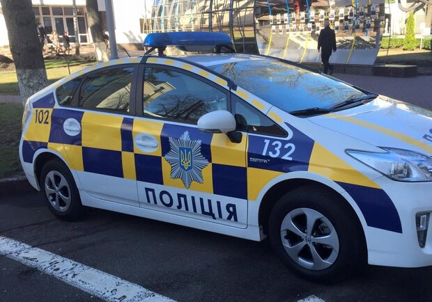 Новость - Транспорт и инфраструктура - Проголосуй: в Киеве показали 5 вариантов дизайна полицейских машин