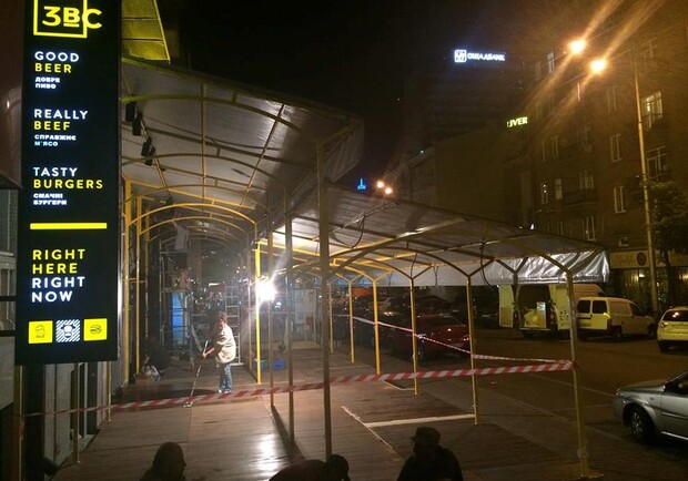 Новость - События - Терпение на пределе: киевляне возмущены новой летней площадкой 3b Cafe на Шота Руставели