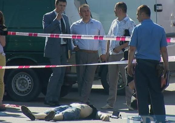 Новость - События - Разыскивают свидетелей: на парковке Троещинского рынка убили парня