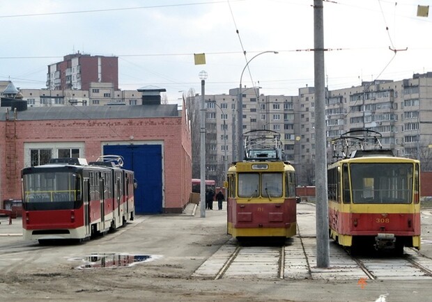 Новость - Транспорт и инфраструктура - На Троещине временно перенесли трамвайную остановку
