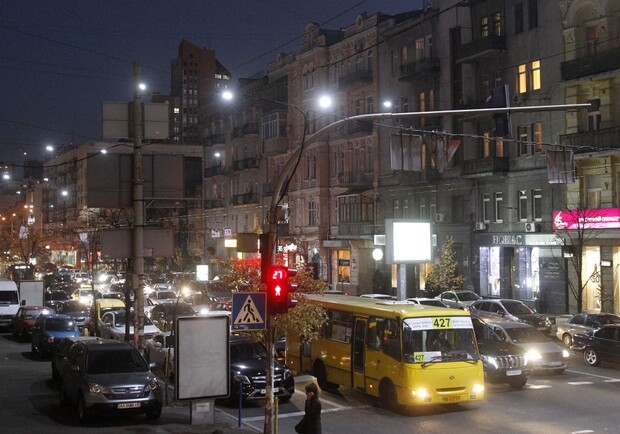 Новость - Транспорт и инфраструктура - В центре Киева установили 80 LED-светильников