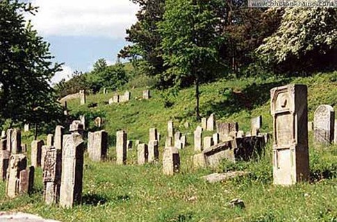 Киевляне заранее заказывают себе место на кладбище. Фото с сайта: http://www.segodnya.ua
