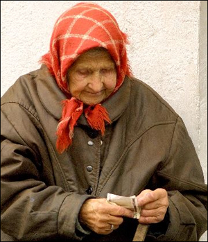 Пенсионеры жалуются, что продукты дорожают, и пенсий не хватает
Фото с сайта uvolneniju.net