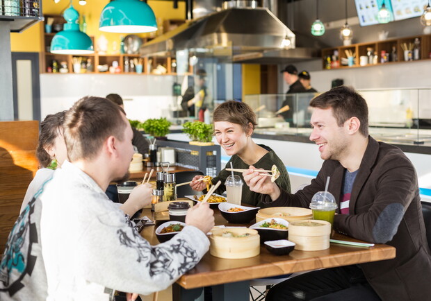 Новость - События - Сеть "ОККО" представила "смартфуд" нового поколения – паназиатский ресторан Meiwei
