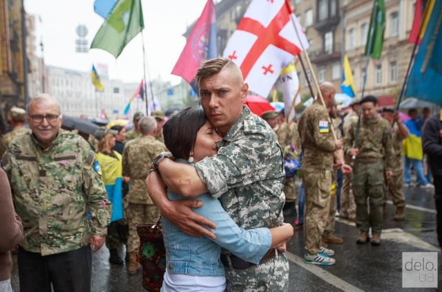 Новость - События - Опубликованы трогательные фото с Марша непокоренных в Киеве