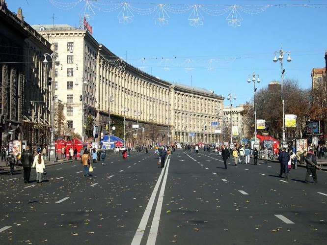 Новость - Транспорт и инфраструктура - Продумай маршрут: сегодня в Киеве перекроют дороги