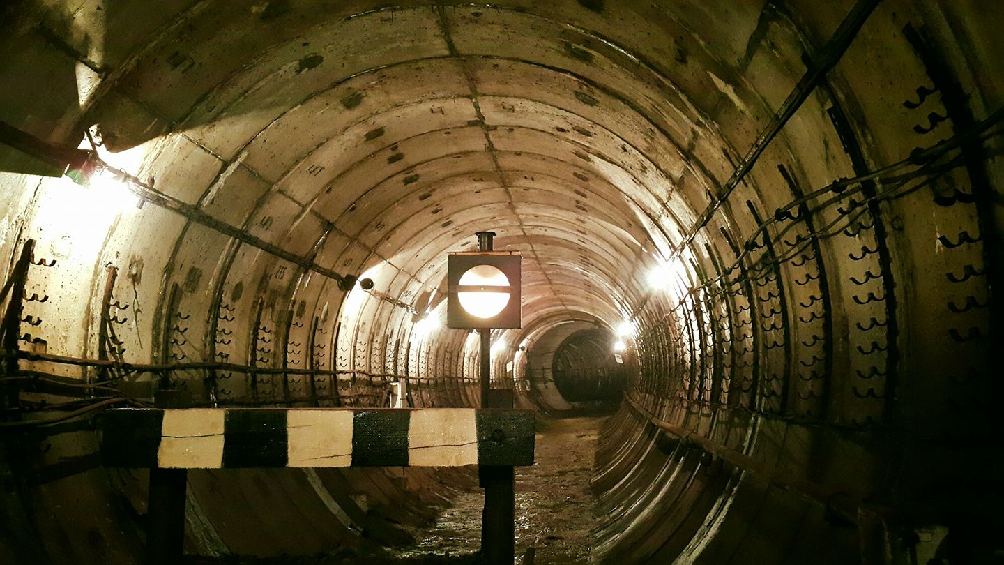Новость - События - Глубоко под землей: метрополитен разыгрывает экскурсию по тоннелям