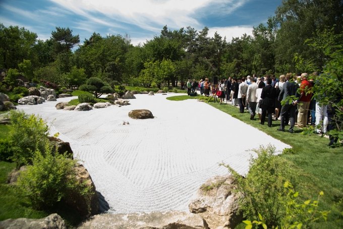 Новость - События - Киото по-новому: в реконструированном парке Киева открыли Сад Камней