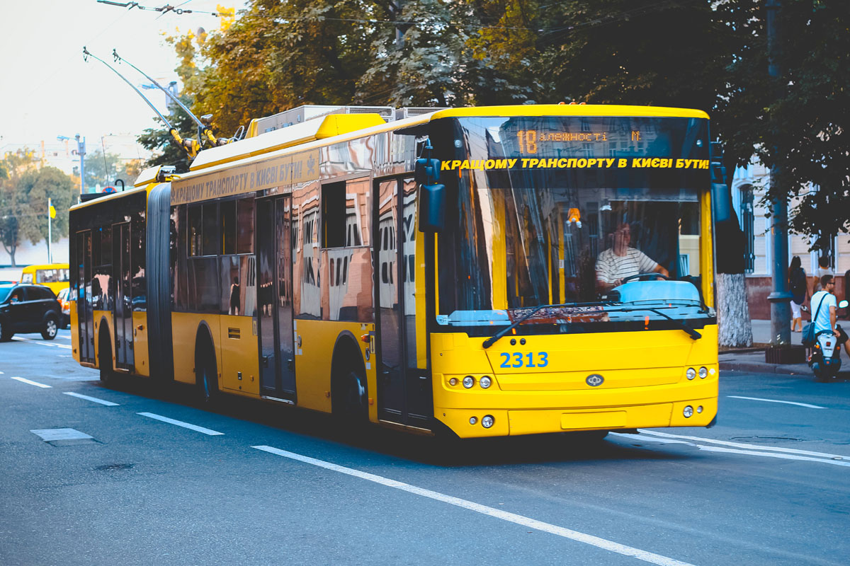 Новость - Транспорт и инфраструктура - Будь в курсе: на Шулявке до конца августа изменится троллейбусный маршрут