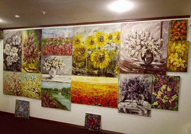 Афиша - Выставки - "Поле цветочных красок" Аллы Преображенской