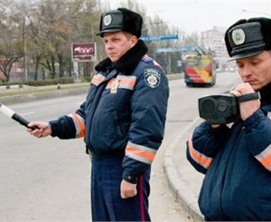 Гаишники не успевают выписывать штрафы за все превышения скорости столичными гонщиками
 Фото с сайта tsn.ua